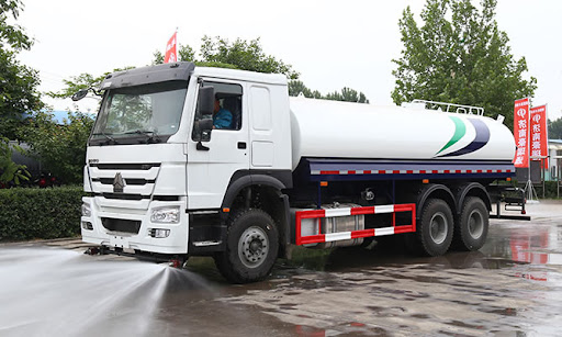 HOWO 6x4 371Hp 20000 Liters Water Tank Truck