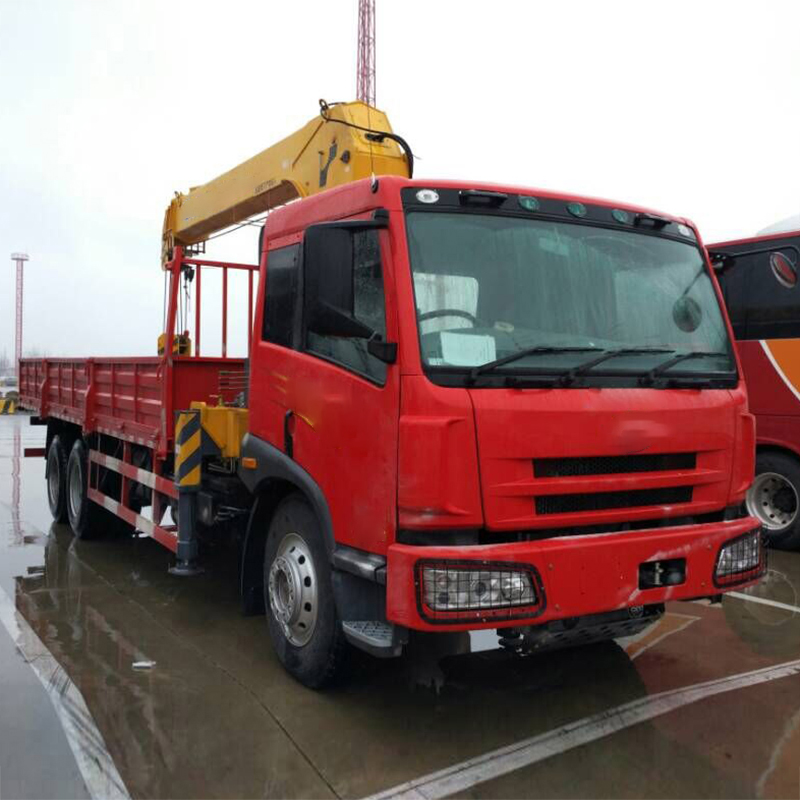 SQ10SK3Q Lattice Hydraulic Telescopic Boom With A Truck Mounted Crane