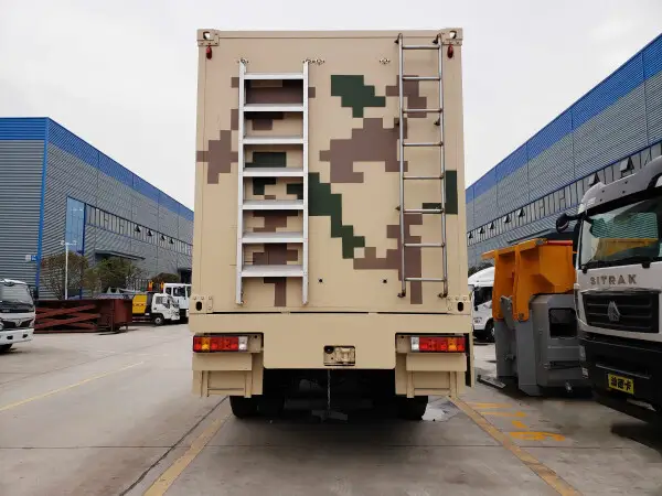 HOWO 6X6 Operational Command Vehicle Military Vehicle Battle Command Vehicle Arab Military Procurement
