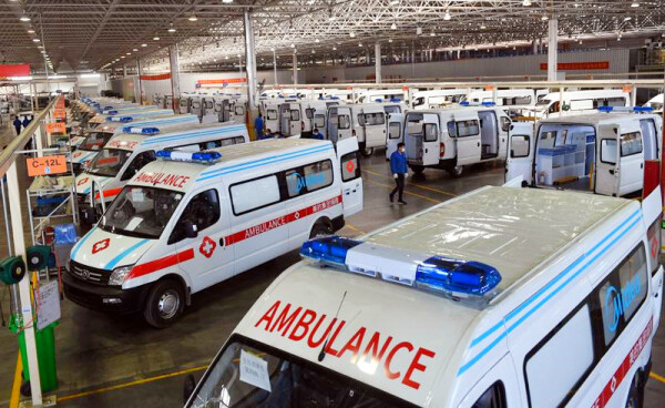 China Diesel Engine Ford Jmc Foton Mobile Hospital Patient Transport Rescue Emergency Ambulance Gasoline Engine Is Optional